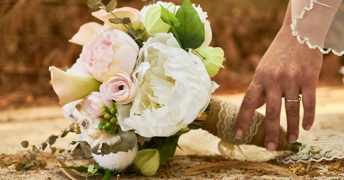 Budget-Friendly Ceremony Floral Display Ideas