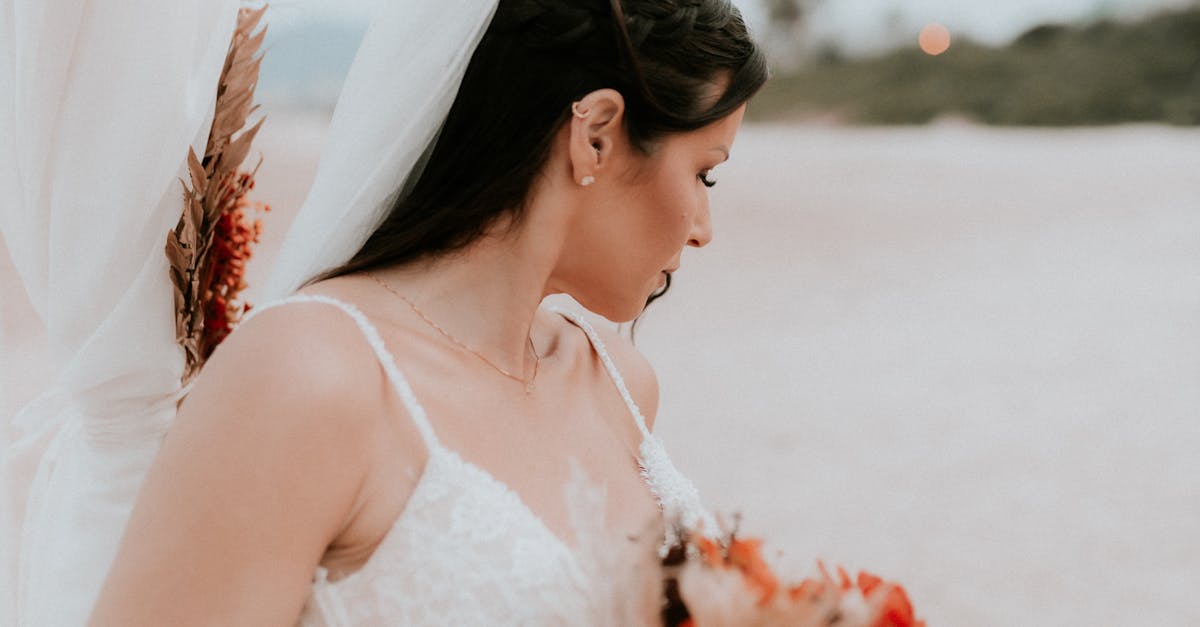 Incorporating Local Flora in Your Gold Coast Bridal Bouquet