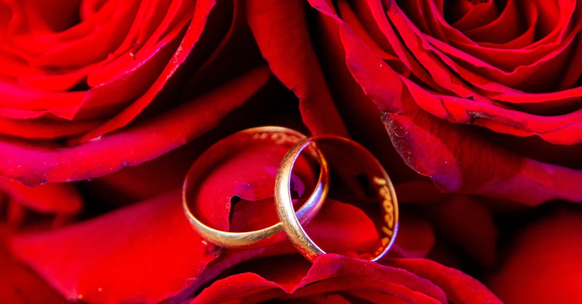 Seasonal Flowers: Discussing Options During Planning